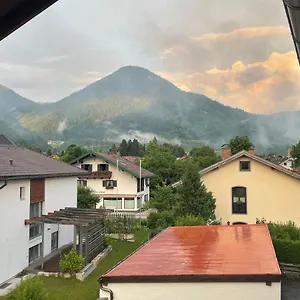  Apartment Kleines Nest Mit Bergblick
