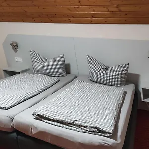  Apartment Schneider,